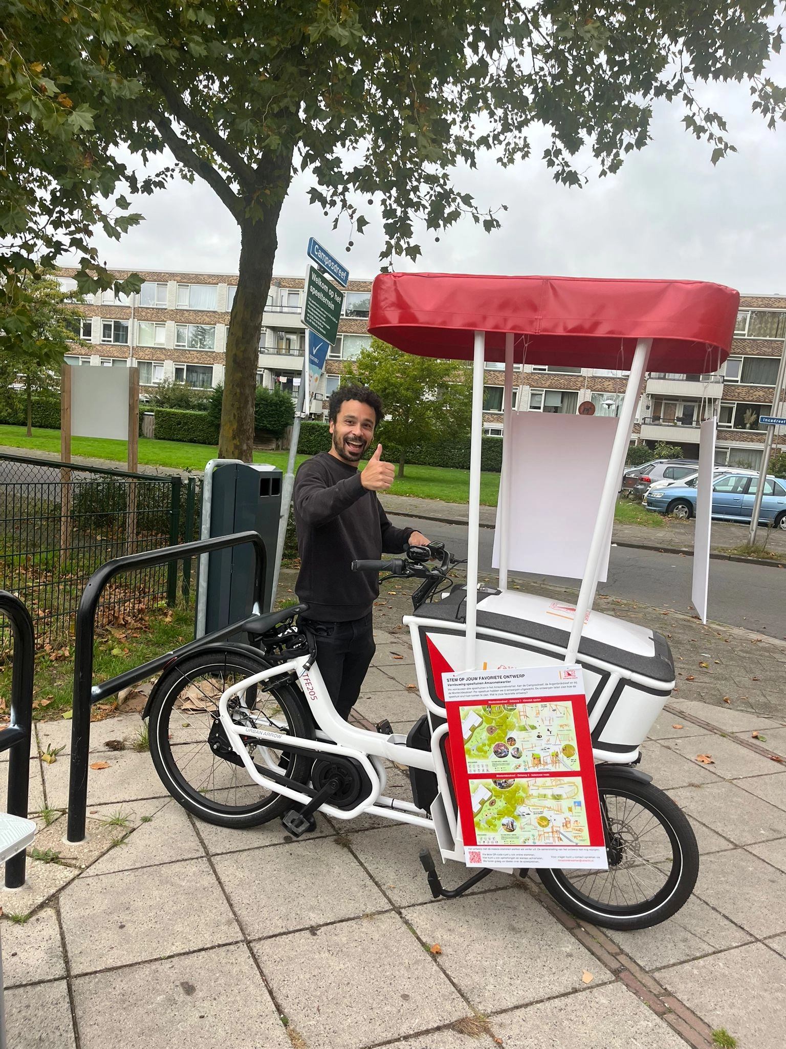 Participatie in Overvecht, bakfiets met ontwerpen voor speelplek